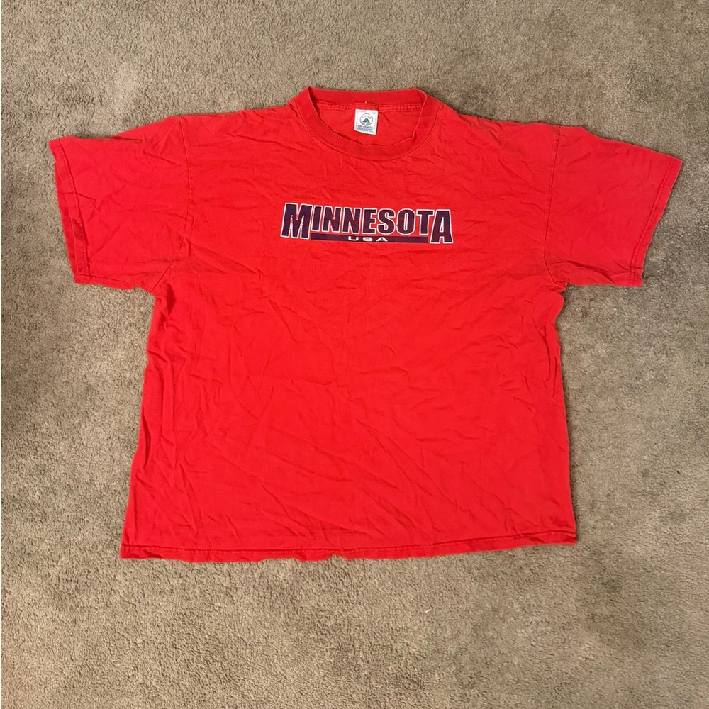 Red Minnesota USA Graphic T-Shirt
